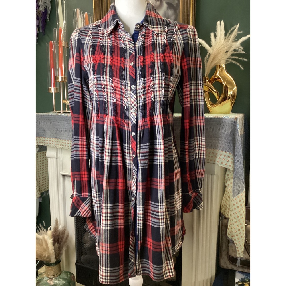Double D Ranch Plaid Flannel Tunic Shirt‎ Red Navy Frayed Ruffle Detail Small